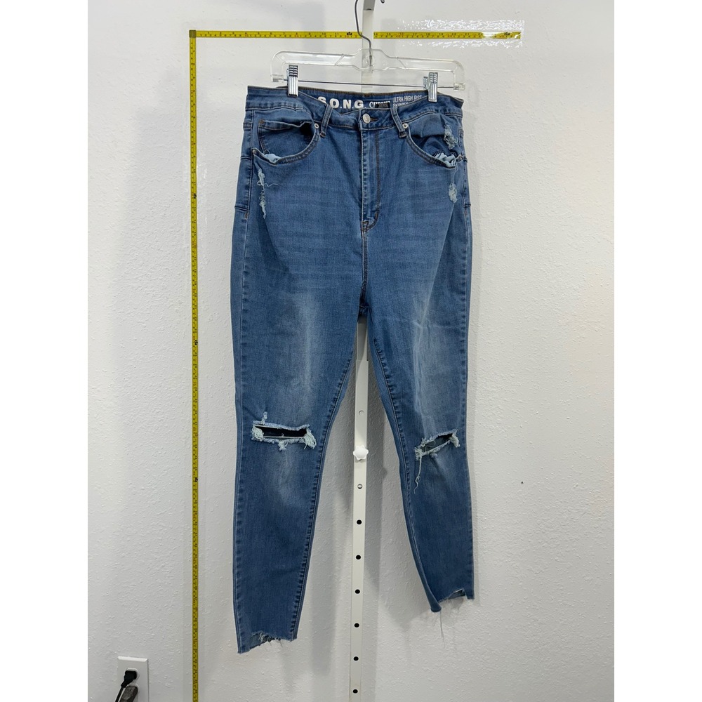 SONG Curvy Ultra High Rise Skinny Ankle Distressed Jeans Medium Wash Size 17/33